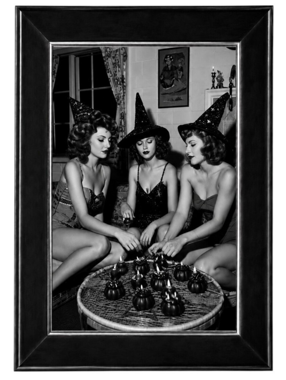 Beautiful women Witches Wiccan Pagan Witchy Goth Witch Witchcraft Seance Dark